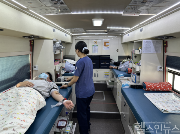 한림대춘천성심병원, 혈액 수급난 해소 위한 생명나눔 헌혈행사 개최 (한림대춘천성심병원 제공)