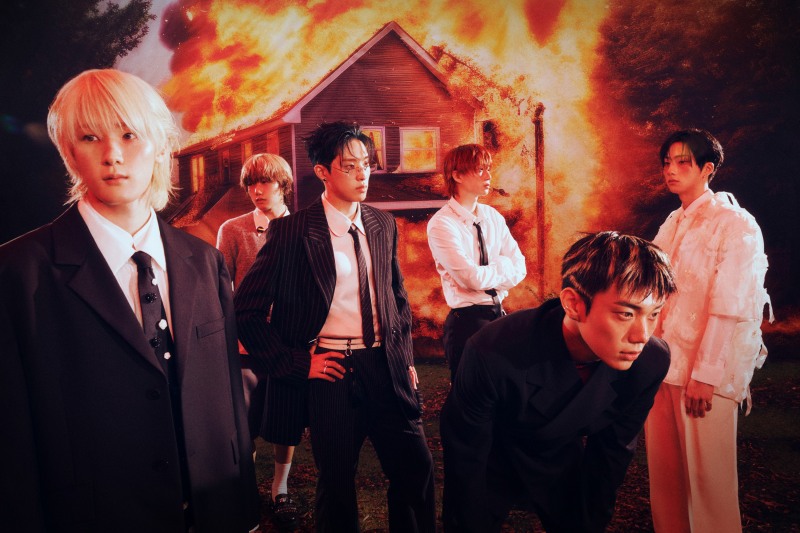 피원하모니, 미니 7집 활동 성료…음악방송 3관왕→美 '빌보드 200' 16위