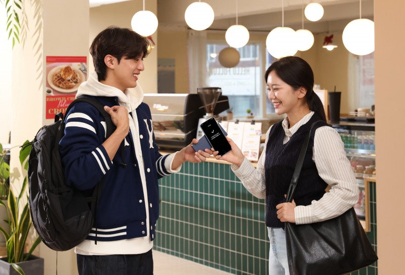 갤럭시 스마트폰끼리 맞대면 계좌이체, 삼성월렛 '탭 이체' 기능 도입