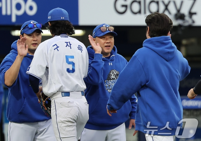 박진만 감독, 모두 잘했어!