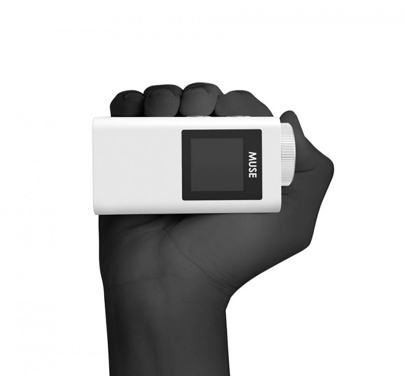 나이스캐디, 스크린 장착한 신제품 뮤즈(MUSE) 와디즈와 마크아케 통해 한일 동시 런칭