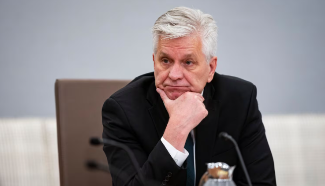 (상보) 연준 월러 “앞으로 금리인하 더 신중히 해야”