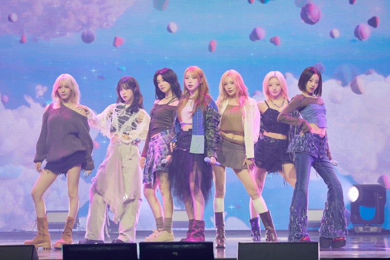 빌리, 미니 5집 발매 기념 팬 쇼케이스 성료…17일 ‘엠카운트다운’ 시작으로 컴백 활동 돌입