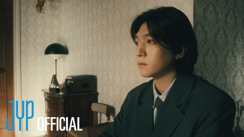 DAY6 성진, 솔로 데뷔 앨범 '30' 시네마틱 필름 공개…뒤엉키는 시공간 속 '영원회귀'