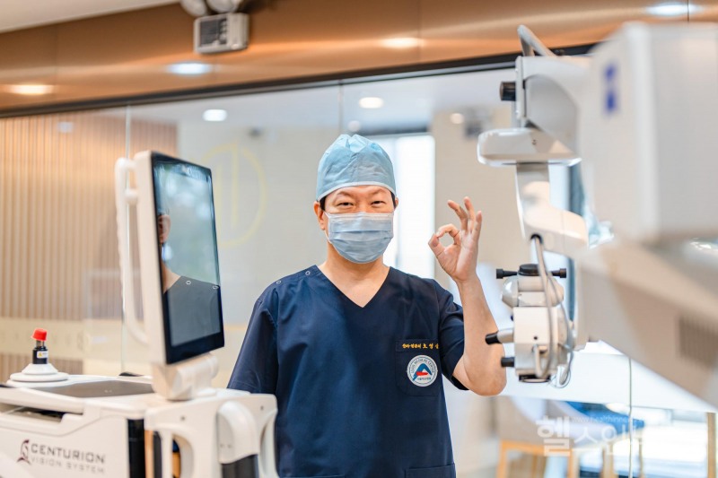 사진: 강남IOK안과 오영삼 원장