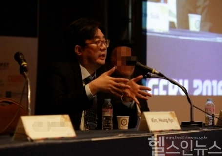 엘르성형외과 김흥규 원장