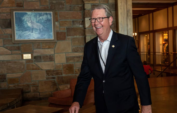 (상보) 연준 슈미드 "기준금리 인하 속도 완화 선호한다"