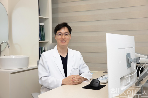 영통플러스정형외과 조용길 원장