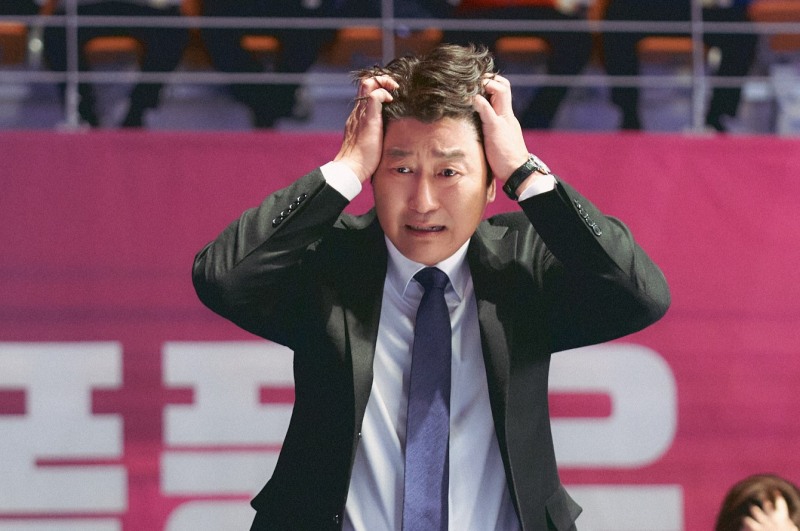‘1승’ 송강호, 이번에는 배구감독이다 유쾌하고 소탈한 매력 발산