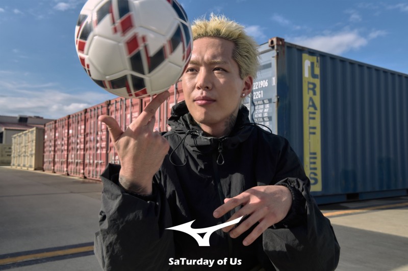 미즈노 오프라인 매장 일부와 미즈노 자사몰에서는 한정 수량으로 구매 가능하다. (미즈노 제공)