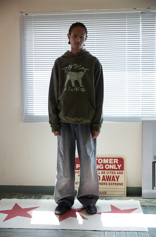 더콜디스트모먼트(The Coldest Moment), 오베이글 하우스에서 플리마켓 진행