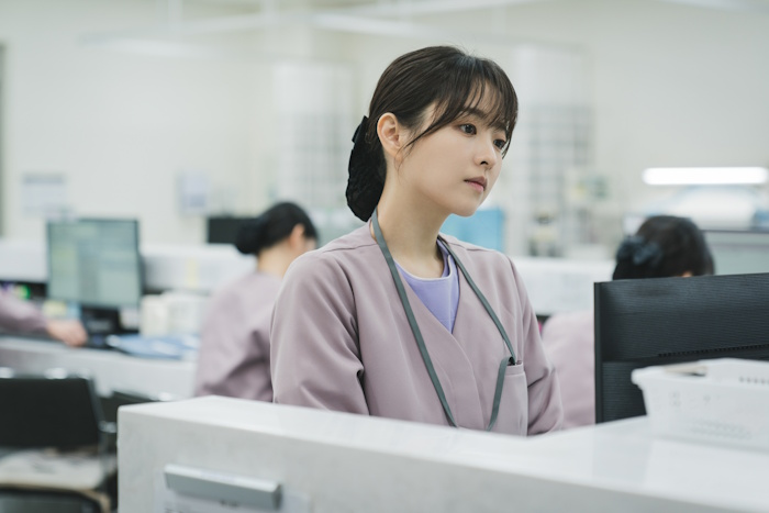 ‘조명가게’ 폭넓은 감정선 예고한 박보영…밝고 따스한 미소→두려움 가득한 눈빛