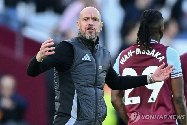 맨체스터 유나이티드의 에릭 텐하흐 감독