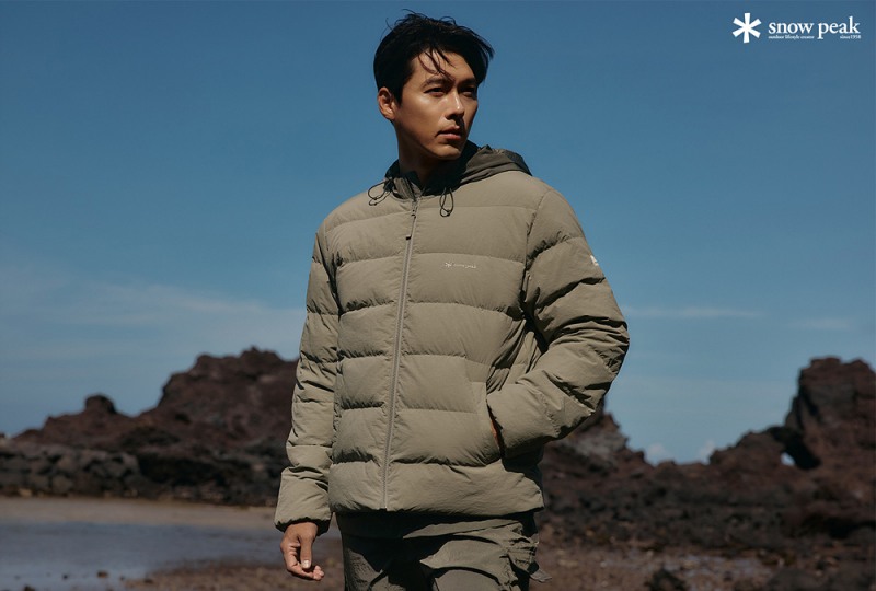 현빈의 랜드 경량 다운 자켓 (스노우피크 제공)