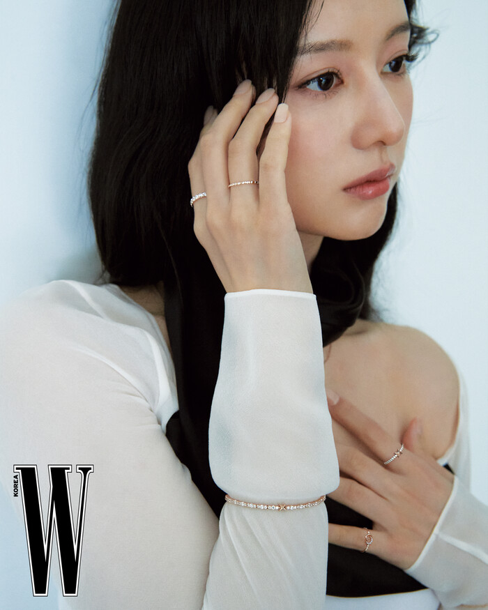 스톤헨지 더블유 코리아 화보 (스톤헨지 제공)