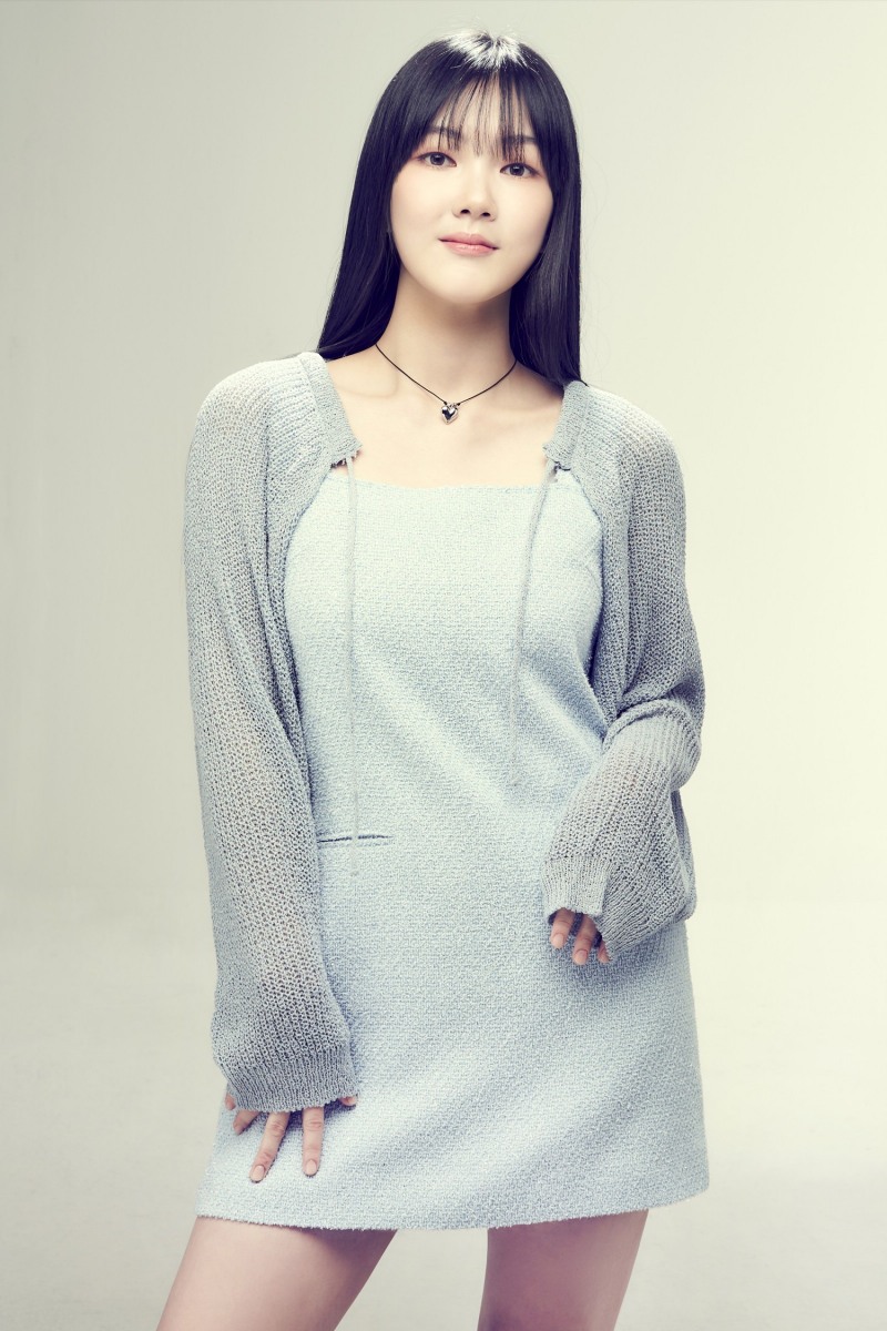 권인서, 데뷔 싱글 ‘여전히 난 너를 찾고 있어’로 가요계 첫 발