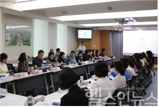 전원 연계·협력 방안 논의 관련 박정호 교수 발표 장면 (서울대병원 제공)