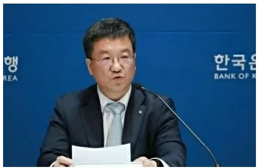 (상보) 김웅 한은 부총재보 "물가안정 기반 견고해지는 과정...소비자물가 연말로 갈수록 2%에 근접"