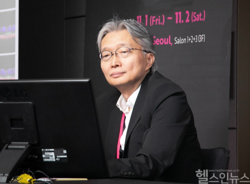김중곤 서울아산병원 안과 교수 (한국로슈 제공)