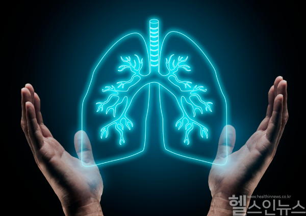 암과 심장질환에 이어 국내 3대 사망원인으로 꼽히는 폐렴은 인간의 마지막 고통으로 불리기도 한다. 평소 생활 습관 개선 및 예방 접종 등으로 예방에 노력을 기울여야 한다. (클립아트코리아 제공)