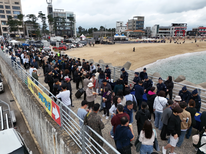 아름다운 바다와 향기로운 커피의 만남. 내년이 기대되는 강릉커피축제