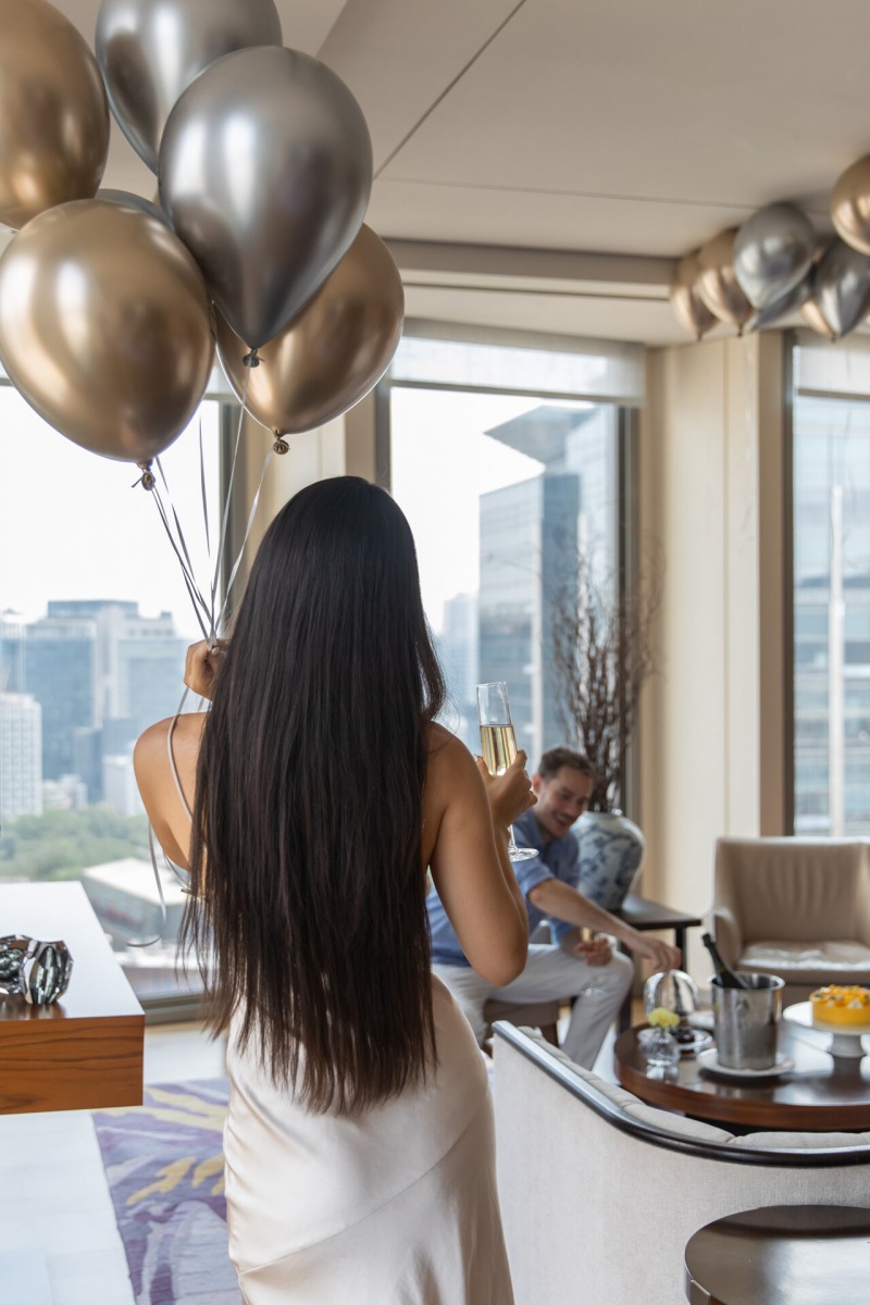 포시즌스 호텔 서울, ‘팝 오브 딜라이트’ 패키지 선봬…‘로맨틱+재미+행운’