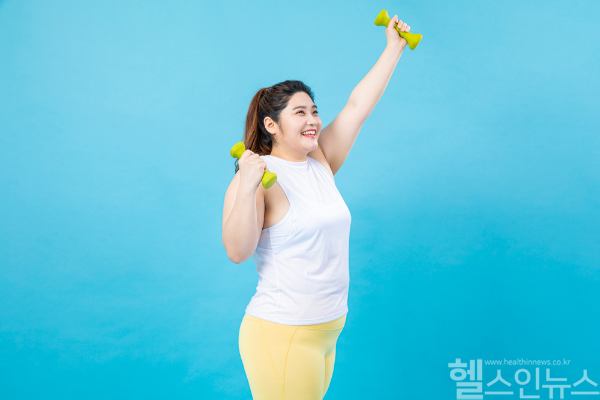 비만이라고 다 같은 비만이 아니다? 비만 중에서도 대사질환이 없거나 한 가지만 가진 건강한 비만이라면 오히려 알츠하이머병 발병 위험이 적은 것으로 확인됐다. (클립아트코리아)