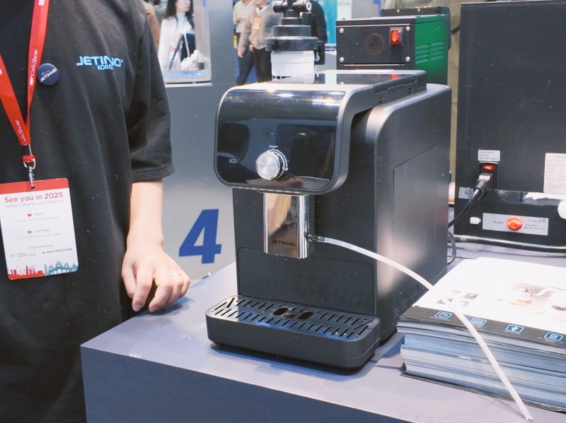 (제티노 홈카페 머신 ‘JL05’ 이미지: 에이덴 제공)