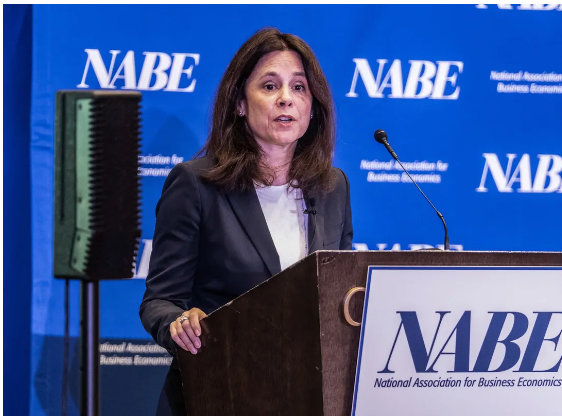 (상보) 연준 로건 “추가 금리인하 필요...불확실성 큰 만큼 신중한 속도로 가야”