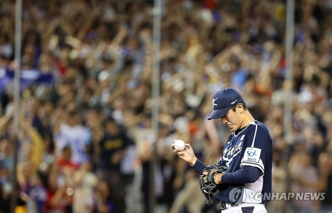 만루포 허용한 고영표