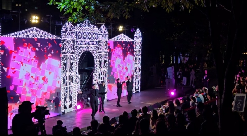 팬텀싱어 출신 ‘팬텀프렌즈’, 송파 루미나리에 축제를 음악으로 물들이다