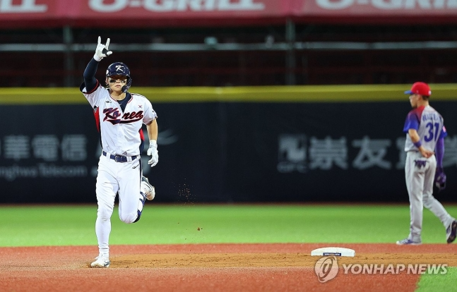 쿠바 감독, "김도영, 타격 기술·힘 갖춰…앞으로 잘될 것 같다"