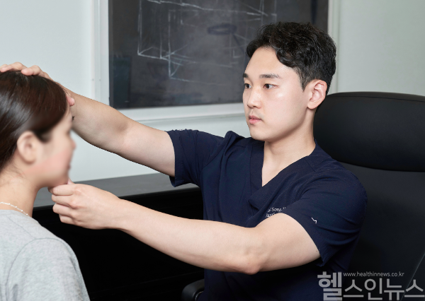 고인석 부산 포시즌성형외과 원장