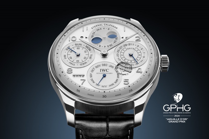 IWC 포르투기저 이터널 캘린더, 2024 제네바 시계 그랑프리 대상 ‘에귀유 도르(Aiguille d’Or)’ 수상