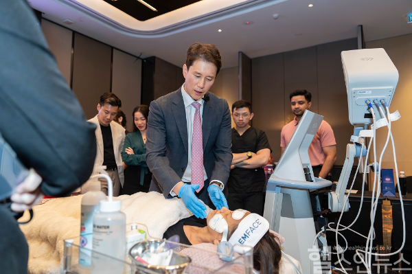 홍경국 클리니크후즈후의원 원장