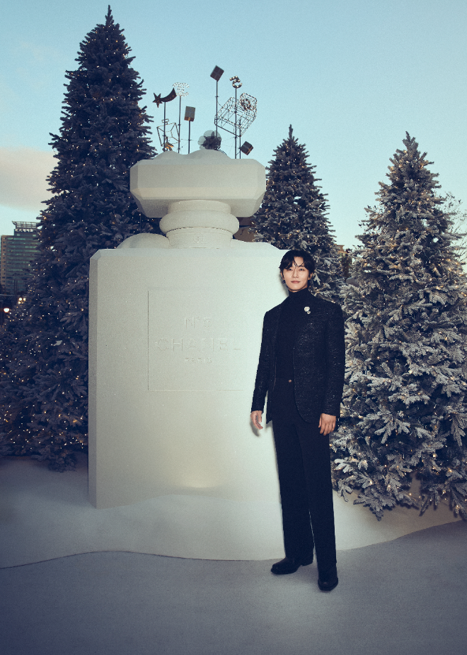 “샤넬과 함께하는 겨울”.. ‘샤넬 윈터 테일 홀리데이 아이스링크’ 오프닝 행사 전개