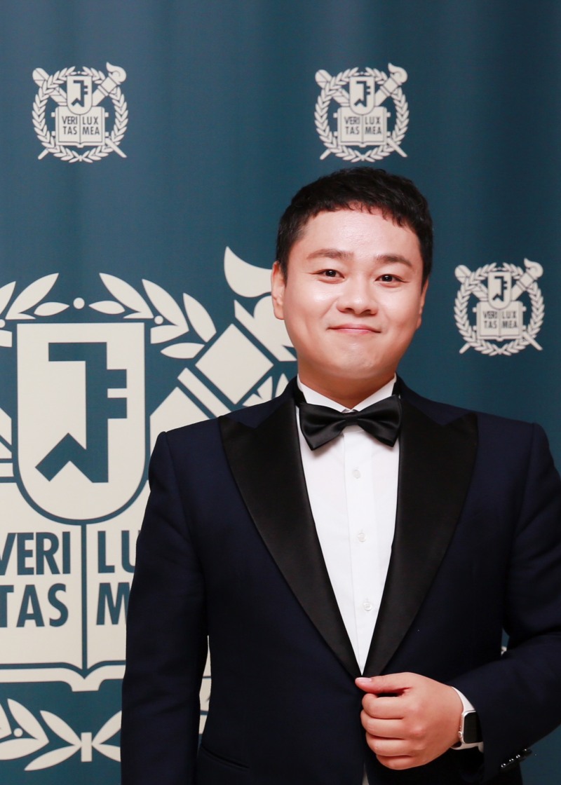 테너 김현호, 주한 이스라엘 대사 취임기념 행사에서 감동적인 공연 선보여