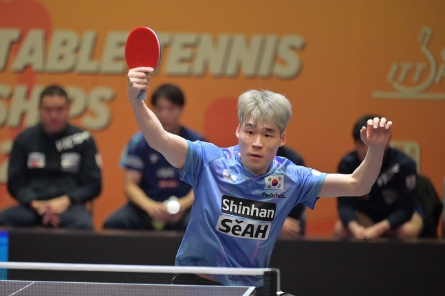 남자탁구 장우진