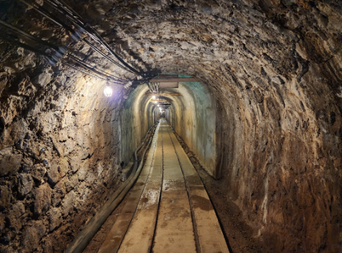 조선인 강제노역이 있었던 사도광산 '도유갱' 내부