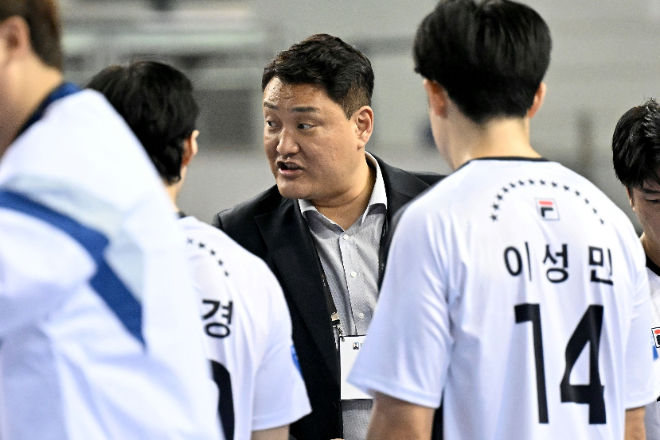 두산 윤경신 감독 / 사진제공=한국핸드볼연맹