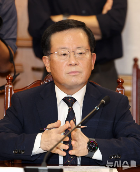 사진은 조병규 우리은행장이 지난 9월 10일 오전 서울 중구 은행회관에서 열린 '금융감독원장-은행장 간담회'에 참석해 있는 모습. (사진 = 뉴시스)