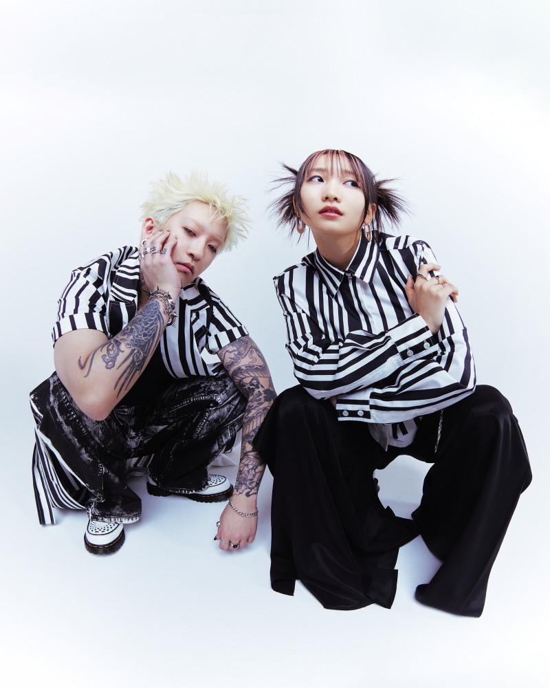 요아소비, 내달 3일 ‘더쇼’ 출연…‘글로벌 인기 질주 ing’