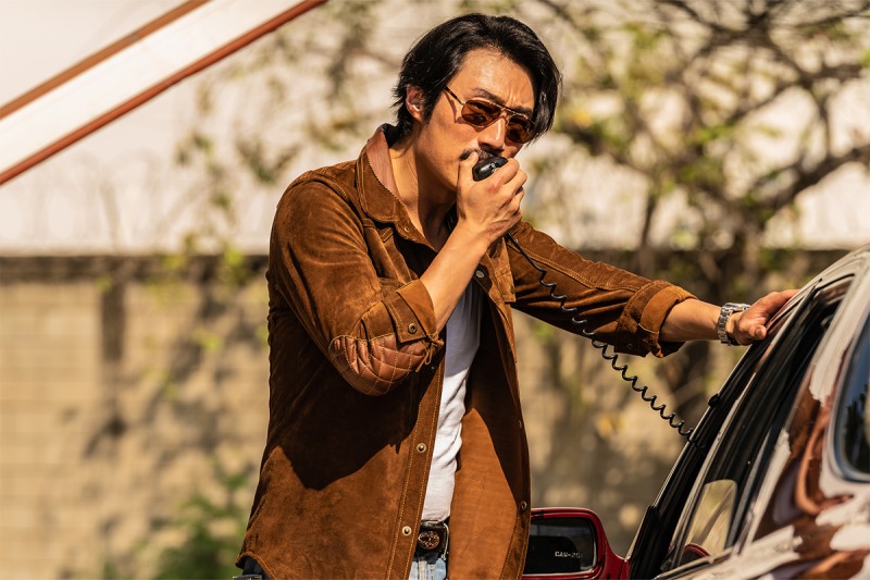 이희준, 콜롬비아 한인 밀수 시장 2인자로 레전드 캐릭터 경신…통관 브로커 수영 캐릭터 스틸 공개(‘보고타: 마지막 기회의 땅’)