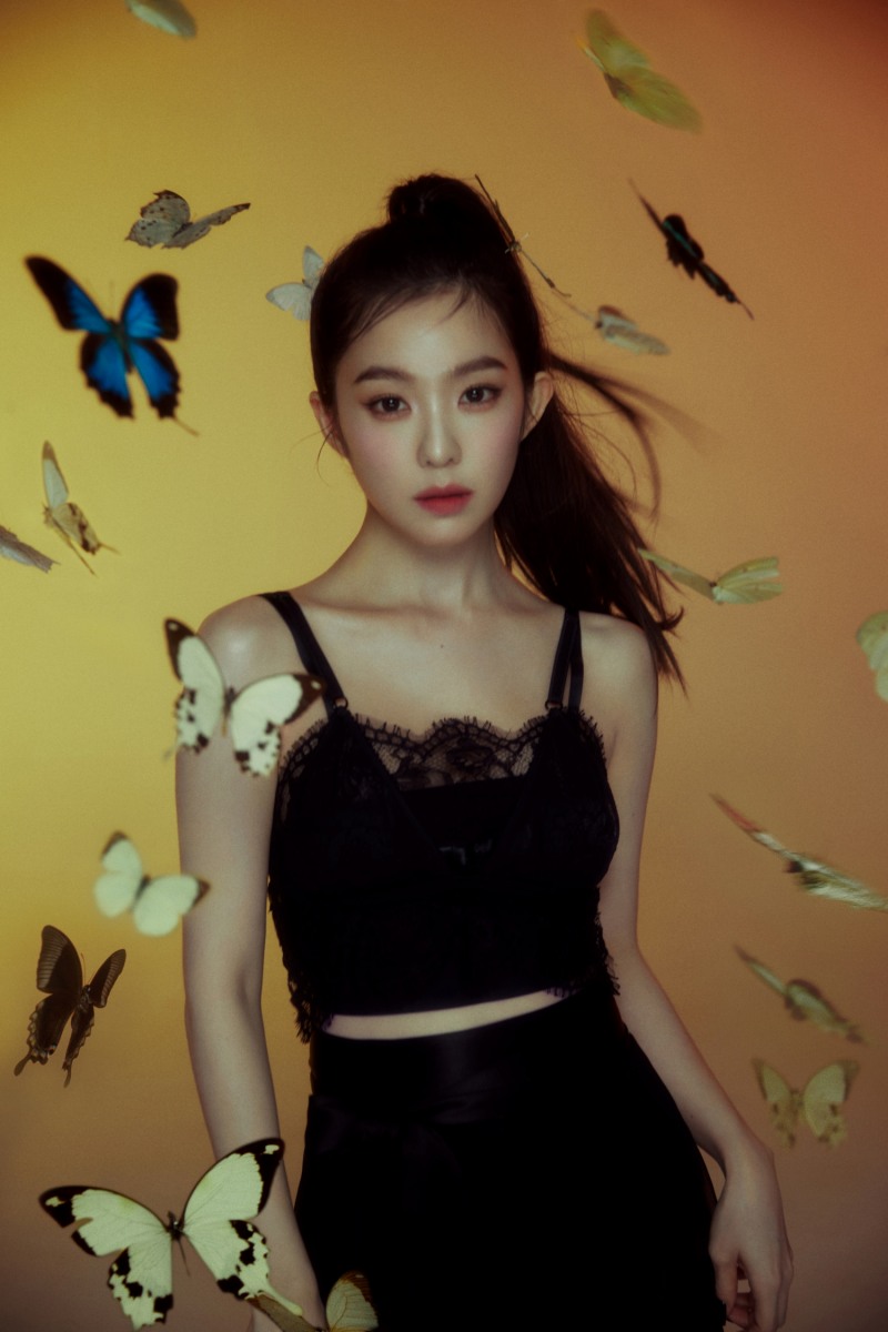 레드벨벳 아이린, 솔로 아티스트로 활짝 만개…미니 1집 발매 첫날 25만 장 돌파