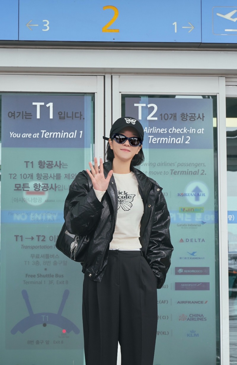 서예지, 닉앤니콜 도쿄 팝업 행사장 출국