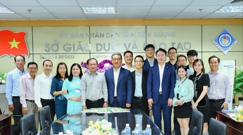 한세실업, 베트남 초등학교 100곳에 도서 기증 ‘1만권의 책, 수백만의 사랑’ 행사로 7년째 지역사회 상생 실천