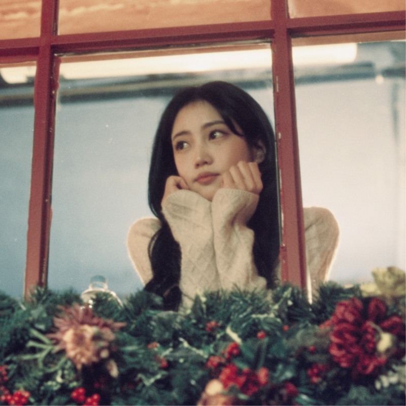 다이아 출신 주은, 크리스마스 선물 같은 신곡 ‘Santa, I have a wish...’로 전할 포근한 감성