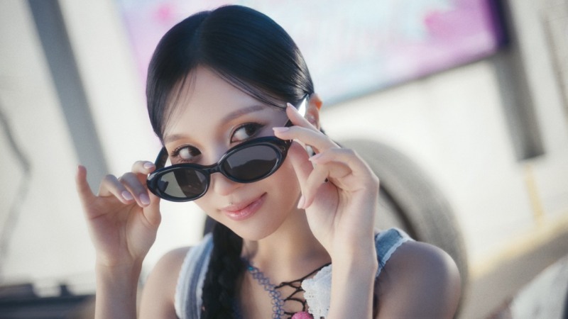 트와이스, 신곡 ‘Strategy (feat. Megan Thee Stallion)’ 뮤직비디오 티저 영상 첫 선…한 편의 영상 화보집