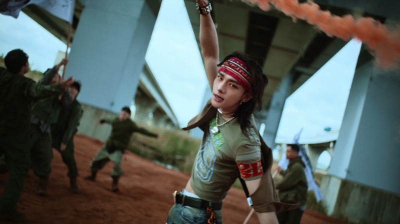 스트레이 키즈 현진, 새 앨범 ‘合 (HOP)’ 개별 티저 영상 공개…자유로운 매력 & 퍼포먼스 전율 선사