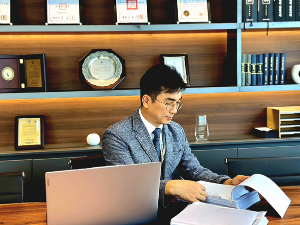 채팅 앱 활용한 미성년자 성착취 범죄 급증…‘아청법’에 따라 강력한 처벌